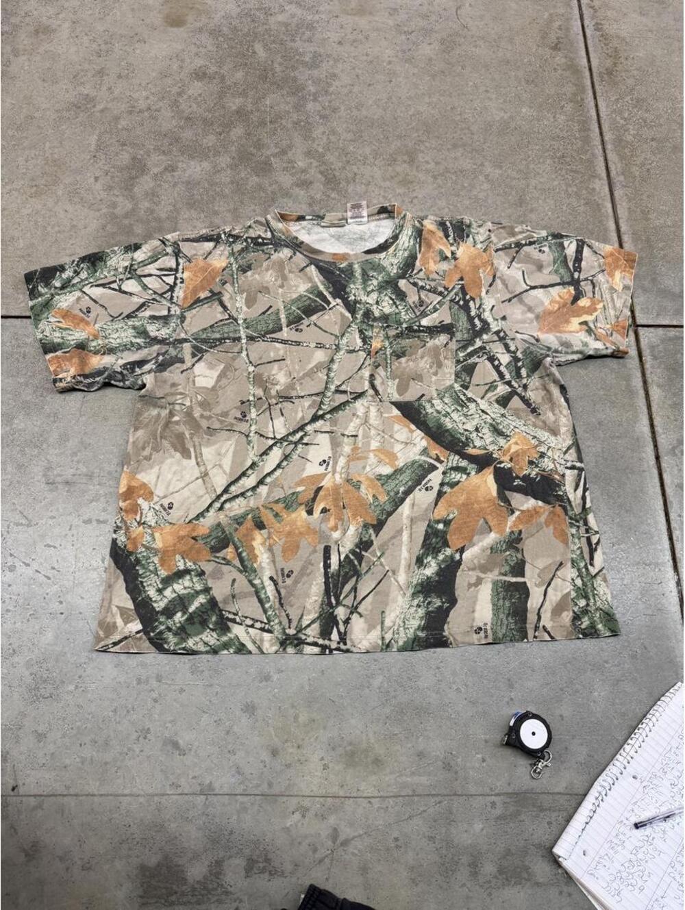 vintage realtree camo beige and green all over print shirt size xl
